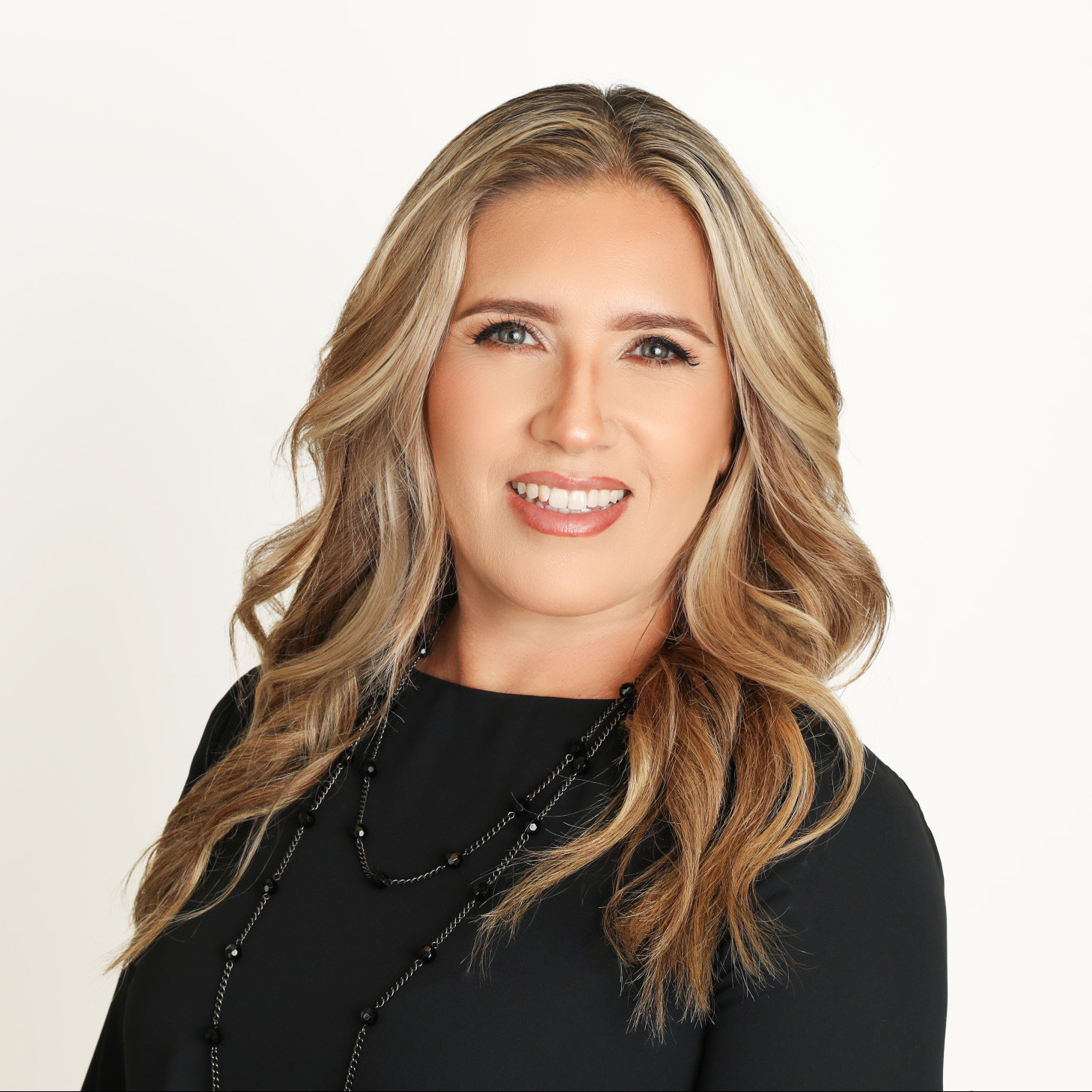 Lily Flores - Magnolia Realty agent in Waco, TX, US